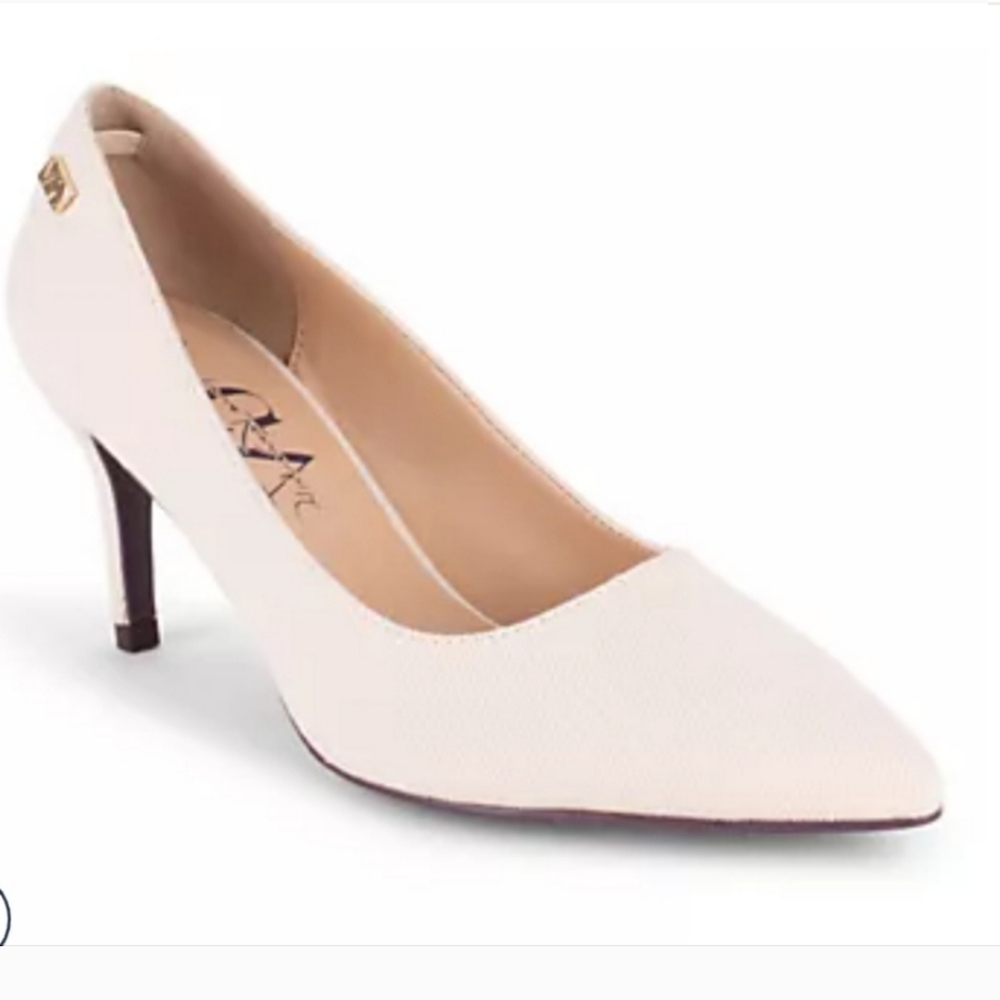 New Gloria Vanderbilt Women's Marilyn Pumps Ivory Heels Shoes NIB